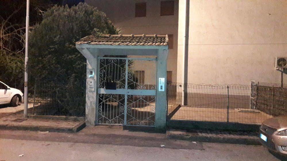 ホテル Il Centro Short Lets Valguarnera Caropepe エクステリア 写真